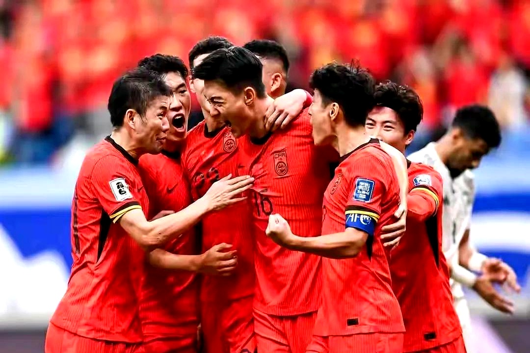 关于中国足球盛事轰动全国，实力对比看点十足的信息