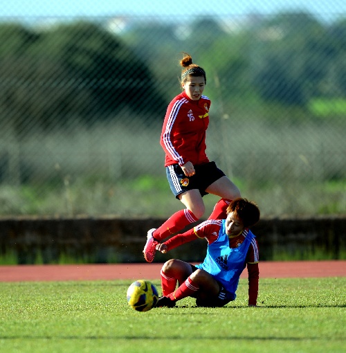 关于罗马尼亚女足队员备战有方，取得令人惊艳胜利的信息